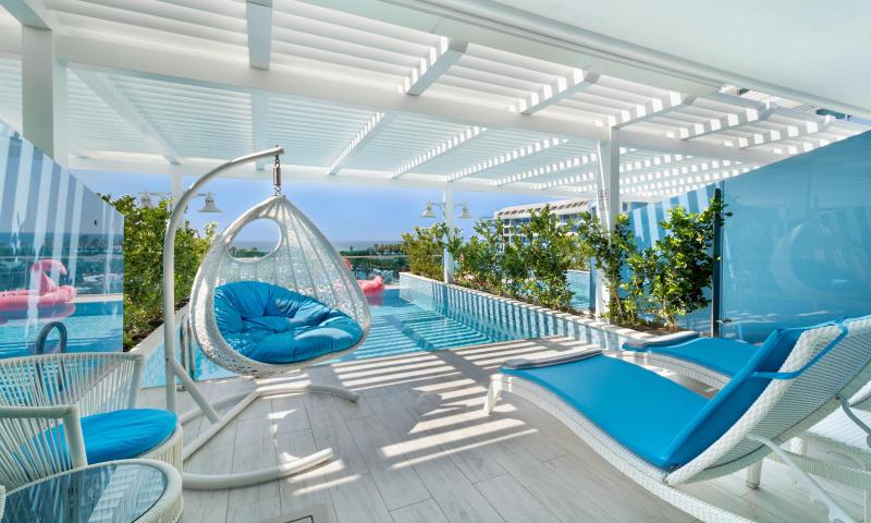 Infinity Oda - Deniz Manzaralı