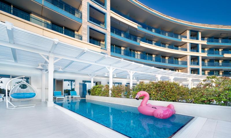 Deluxe Sueno Suit - Deniz Manzaralı Havuzlu